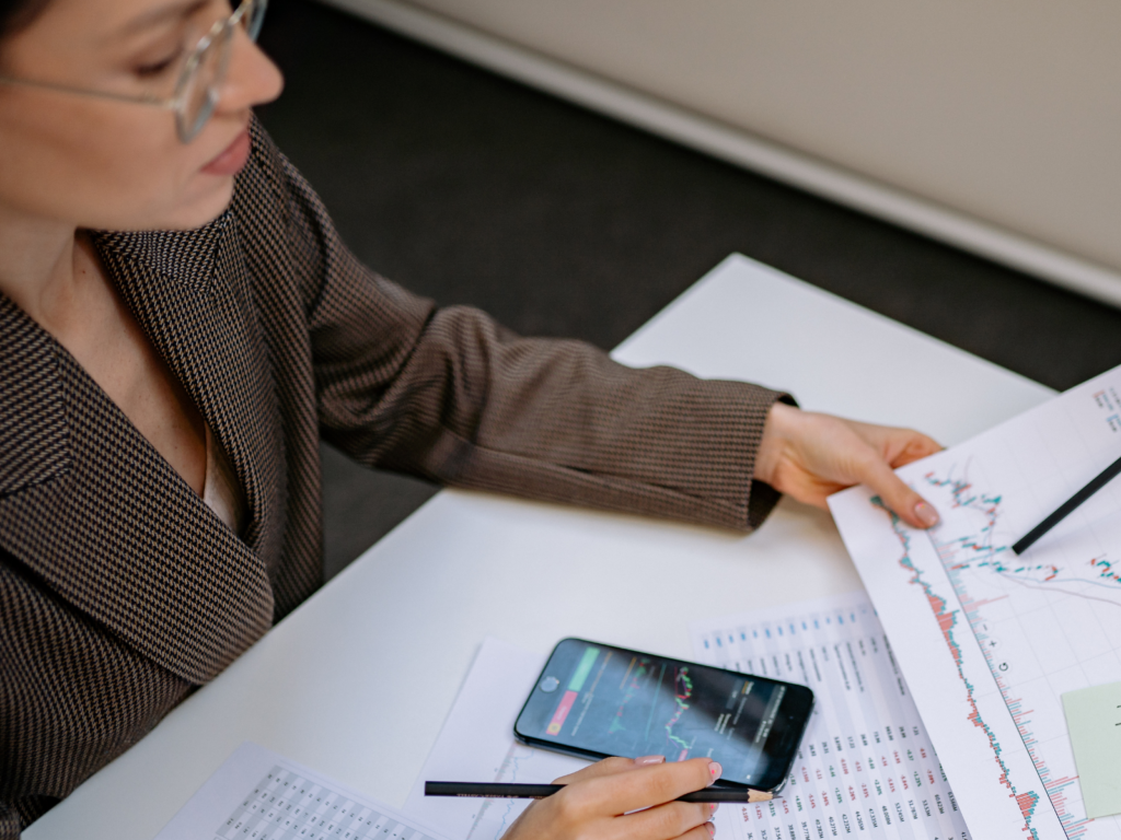 Commercial Lead job role graphic